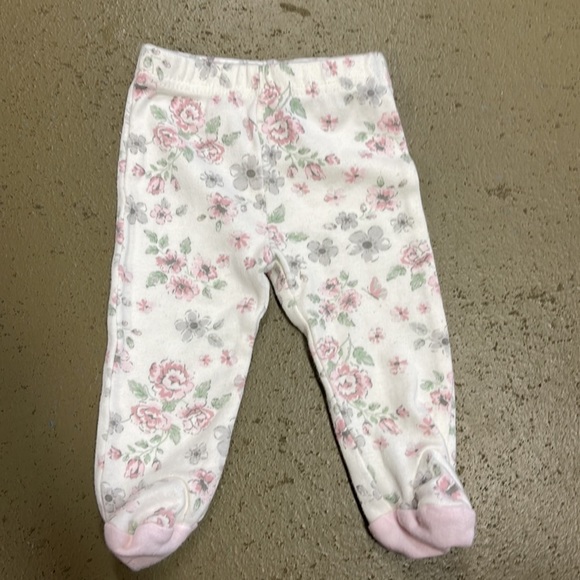 Infant Girl’s Clothing Bundle 0-3 Months - Picture 2 of 9